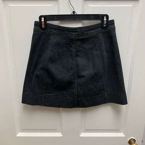Madewell Black Denim Button Front Skirt Size 2 - Picture 2 of 4